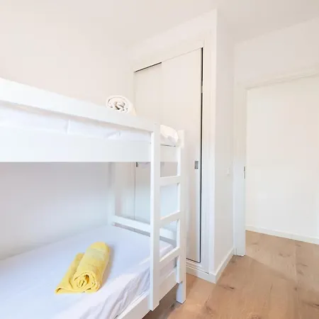 Apartament Countess Of The Bay Attic E Apartment