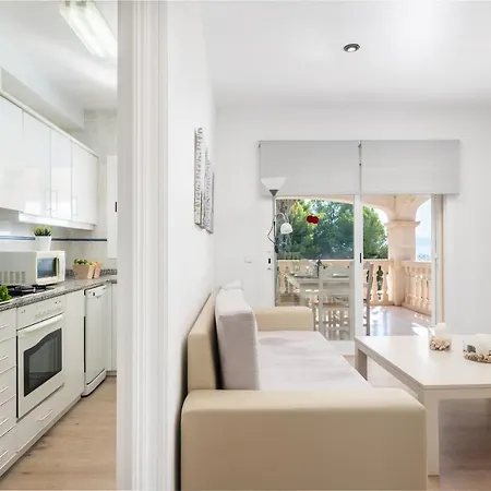 Apartment Apartament Countess Of The Bay Attic E