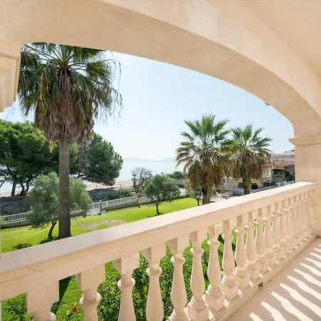 Apartament Countess Of The Bay Attic E Apartment